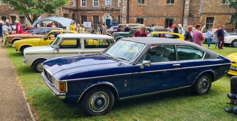 Ford - Granada Coupe 2.jpg